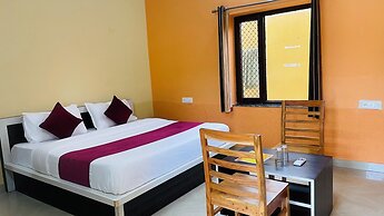 L S Haveli - A Heritage Lake View Haveli