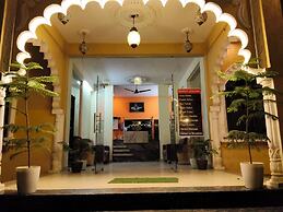 L S Haveli - A Heritage Lake View Haveli
