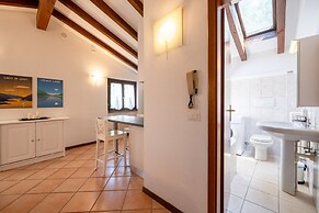 Cascine Mansarda by Wonderful Italy