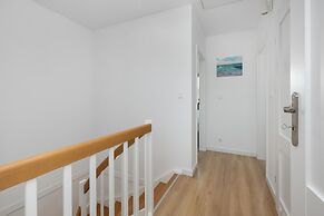 Holiday Home, 3 Bedrooms, Private Garden