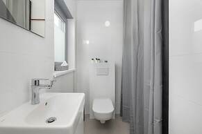 Holiday Home, 3 Bedrooms, Private Garden