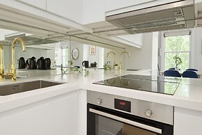1 Bed Flat near Westfield