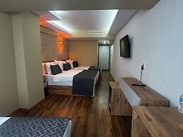 Özer Palace Hotel