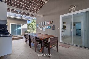 2BR House w/ Pool & BBQ in Penha Tzs210