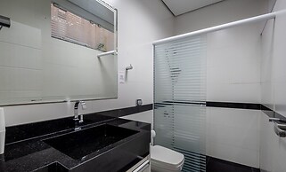 2BR House w/ Pool & BBQ in Penha Tzs210