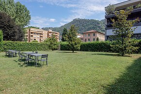 Charming Garden Hideaway in Como by Rent all Como