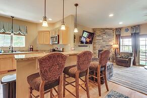 1 Mi to Wisp Resort: Hot Tub Haven in Mchenry!
