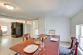 8 Mi to Keuka Lake: Walkable Apartment in Bath