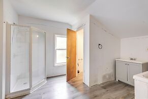 8 Mi to Keuka Lake: Walkable Apartment in Bath