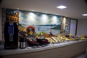Maren Praia Hotel