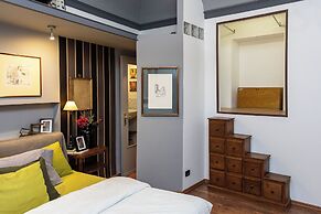 Pantheon Apartment