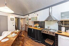 Pantheon Apartment