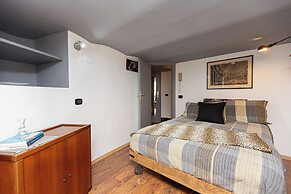 Pantheon Apartment