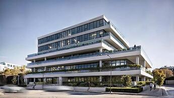 Axis Apartment