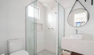 2BR Seaview apt Near Itapema Beach Sem501