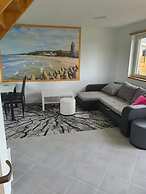 Comfortable Holiday Home, Sauna, Fishing Pond