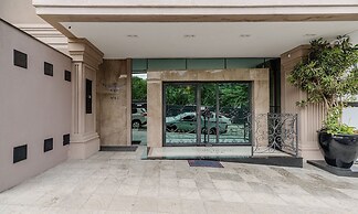 2BR apt w/ BBQ 750m From Beach Rvn2003