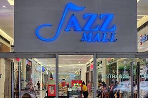 Condo With Balcony at Makati SM Jazz