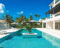 The Tides Grace Bay