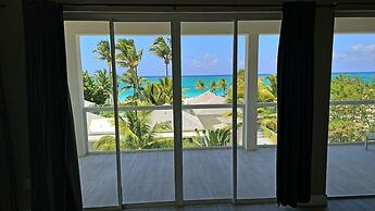 The Tides Grace Bay