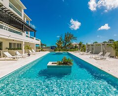 The Tides Grace Bay