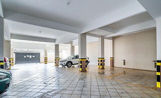 3BR Beachfront apt w/ BBQ Rsl0502