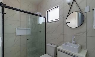 2BR Duplex Near Beach w/ Garage Rrt0098