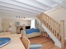 2 Porthilly Cottages