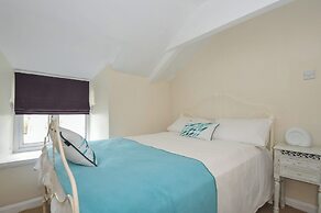 2 Porthilly Cottages