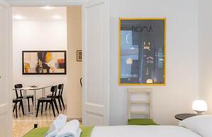 Clodia 5 Apartment