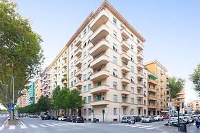 Clodia 5 Apartment