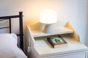 Clodia 5 Apartment