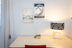 Clodia 5 Apartment