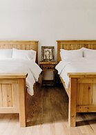 The Hotel Henry