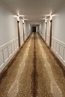 The Hotel Henry