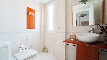 Infinity View Spacious 3 bd With Lake View