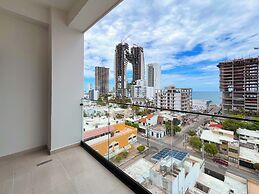 Makeva Condos - Near Malecon