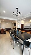 Makeva Condos - Near Malecon