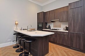 Park Central Short Stay