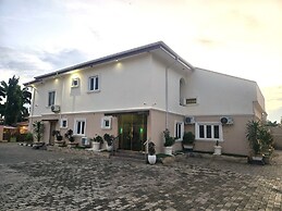 Emsworth Hotel