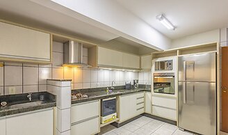3BR Apt w/ BBQ 50m From Itapema Beach Epo001