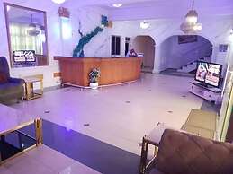 Kenbrill Hyatt Hotel