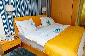 Kenbrill Hyatt Hotel