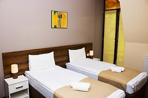 HOTEL POINT