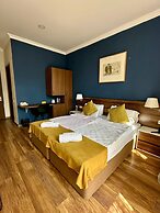 HOTEL POINT