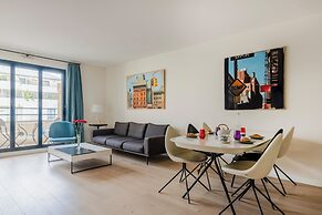 Casteja Modern Residence