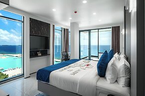 iCom Blue Sea View