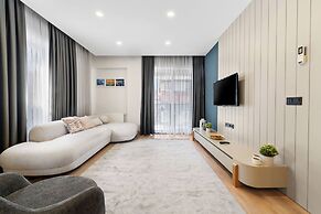 Zeluxe Suite Hotel