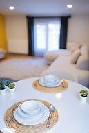 Zeluxe Suite Hotel