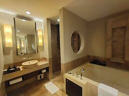 A Shasa Vela Condominium